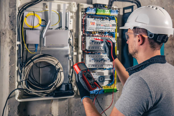 Best Electrical Contractors for Businesses  in Forest Lake, IL